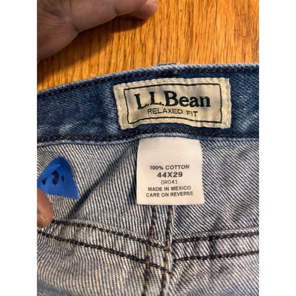 L L Bean Mens Relaxed Fit Blue Denim Jeans Size 42x29 Casual Everyday Wear - Picture 11 of 14